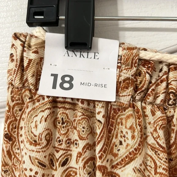 Paisley Drawstring Pants - Picture 3 of 7